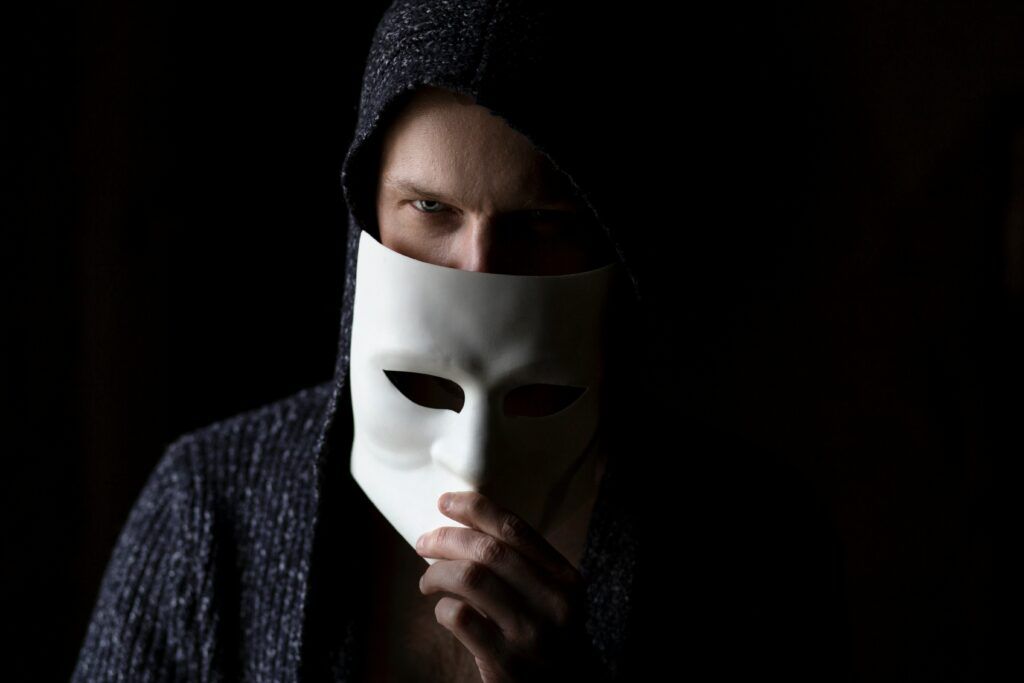 a guy with a creepy mask to represent psychological horror